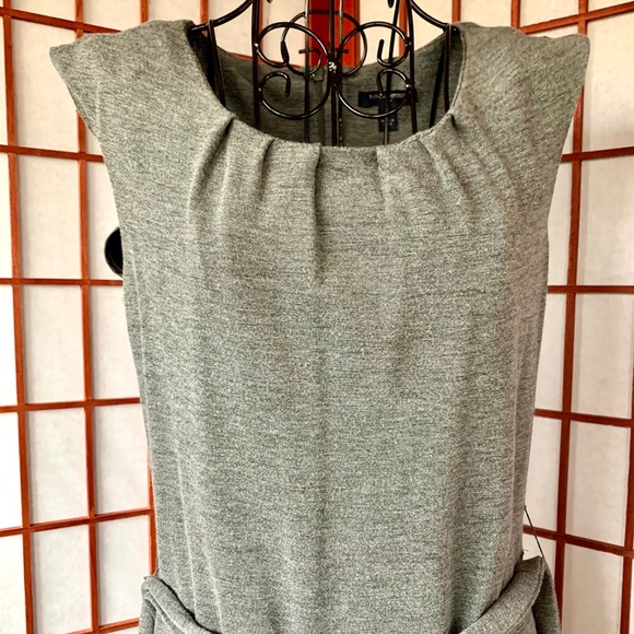 Banana Republic Dresses & Skirts - Banana Republic Heathered Belted Sheath Dress